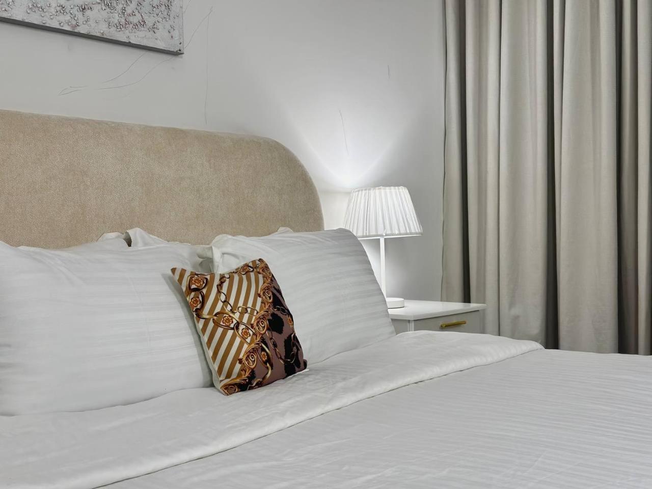 Apartment شقه راقيه *