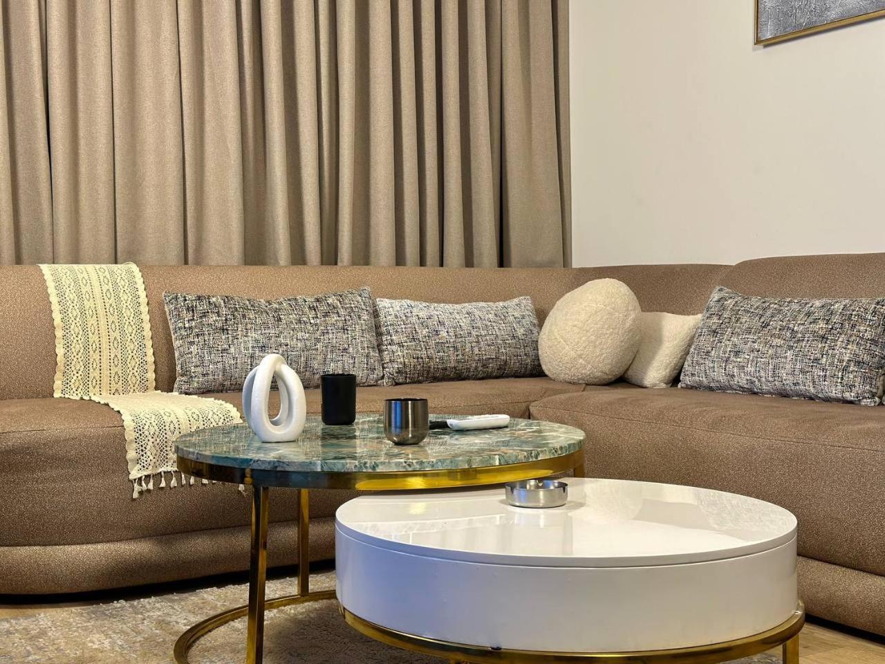 Apartment شقه راقيه Riyadh